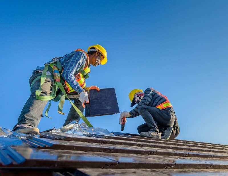 roofers are doing roof installation in Lakeland