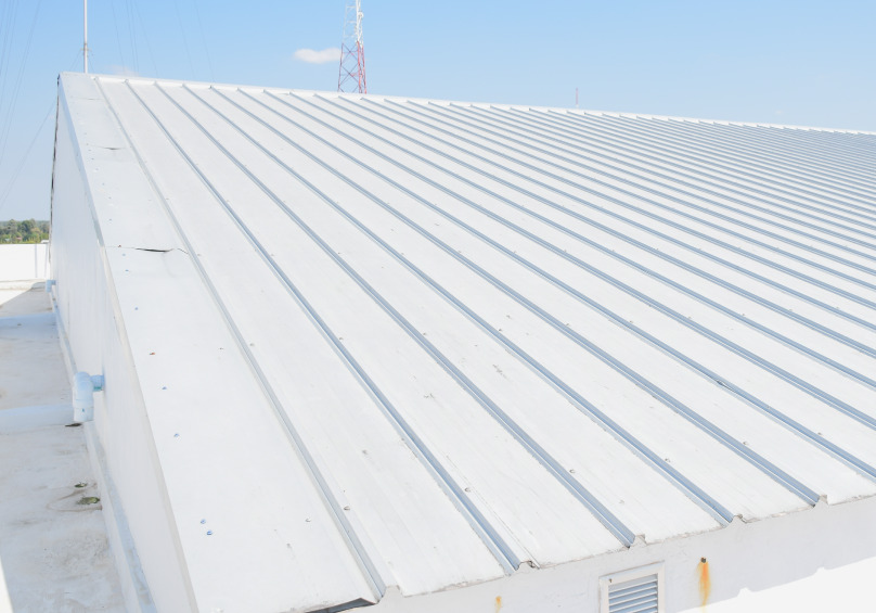 Metal roofing for commercial property in Florida
